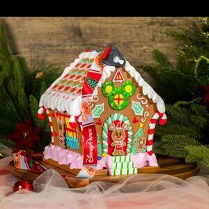 Disneyland Gingerbread popcorn bucket 2024